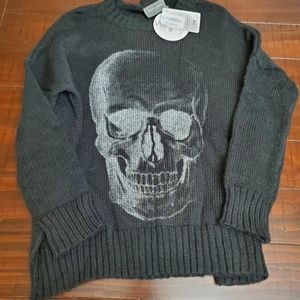 Skull sweater